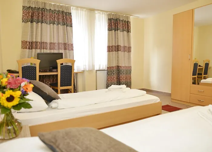 Crown Hotel